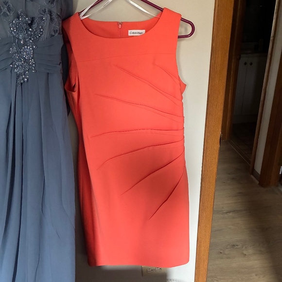 Calvin Klein size 8 - Picture 1 of 1